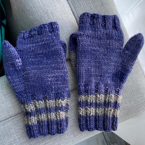 Flip-Top Purple Sock Mitts Wool Knit Mittens Handmade Convertible Half Mitts - Picture 3 of 10